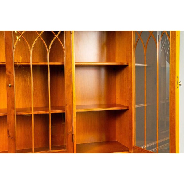 English Style Bookcase in Wood For Sale - Image 16 of 18