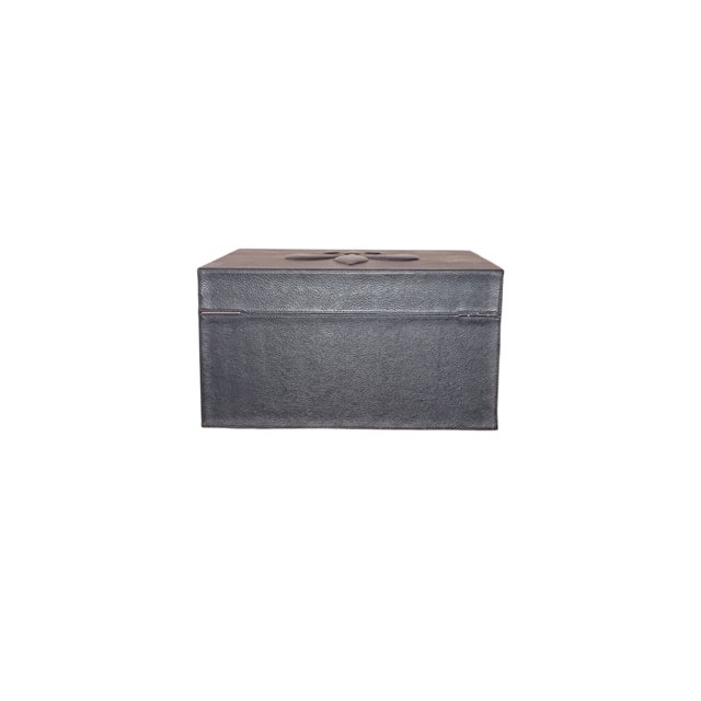 Black "Fleur De Lis" Desktop Cigar Humidor by Atoll For Sale - Image 8 of 8
