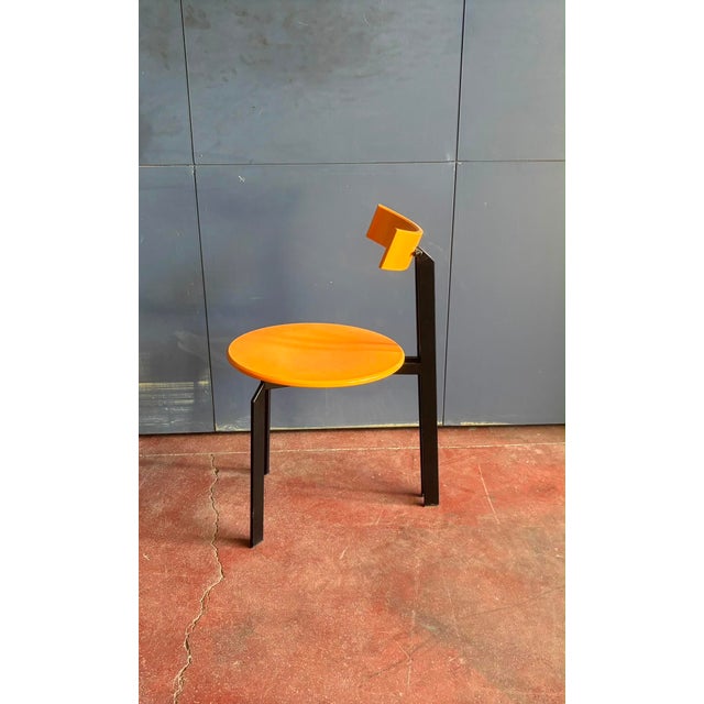 Dimensions: 45 cm w, 51 cm d, 75 cm h and 46 cm h seat height. Diameter seat 45cm in good condition. Origin: the...