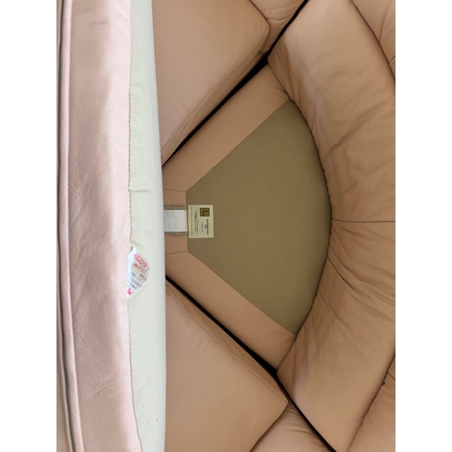 Vintage Leathercraft Sculptural Curved Leather Sectional With Dual Ottomans – Luxury Conversation Sofa For Sale - Image 17 of 18