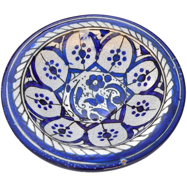 Late 19th Century Blue Moorish Ceramic Plate With Floral Pattern For Sale - Image 4 of 8