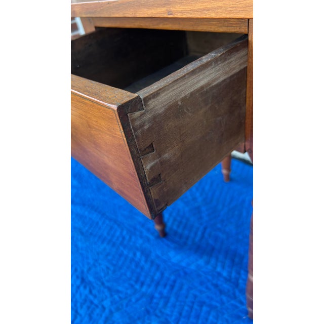 A Antique Sheraton Walnut One Drawer Stand, Pennsylvania, Circa 1820's For Sale - Image 6 of 12
