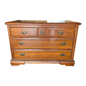 Vintage Bassett Cherry Georgian 3 Drawer Dresser - 42" W X 18" D X 31" H - Crafted in Virginia