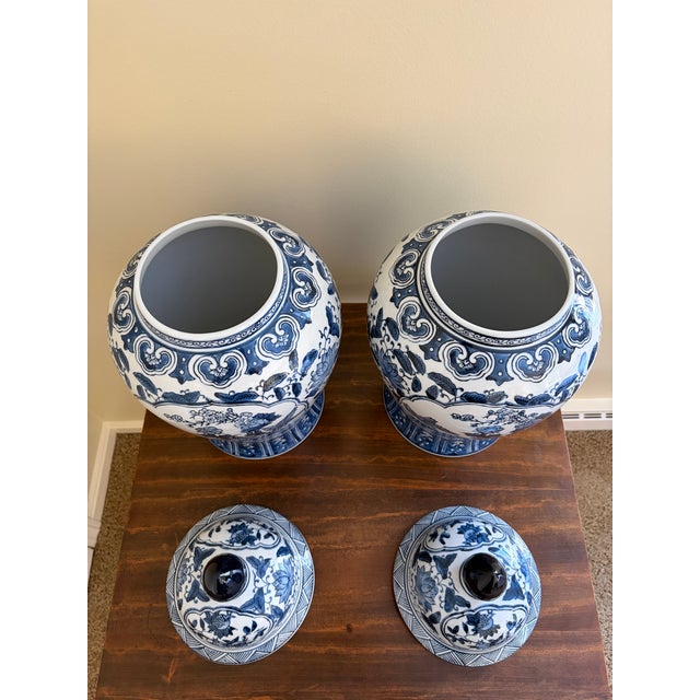 Chinoiserie Large Blue and White Porcelain Ginger Jars, Pair For Sale In South Bend - Image 6 of 6