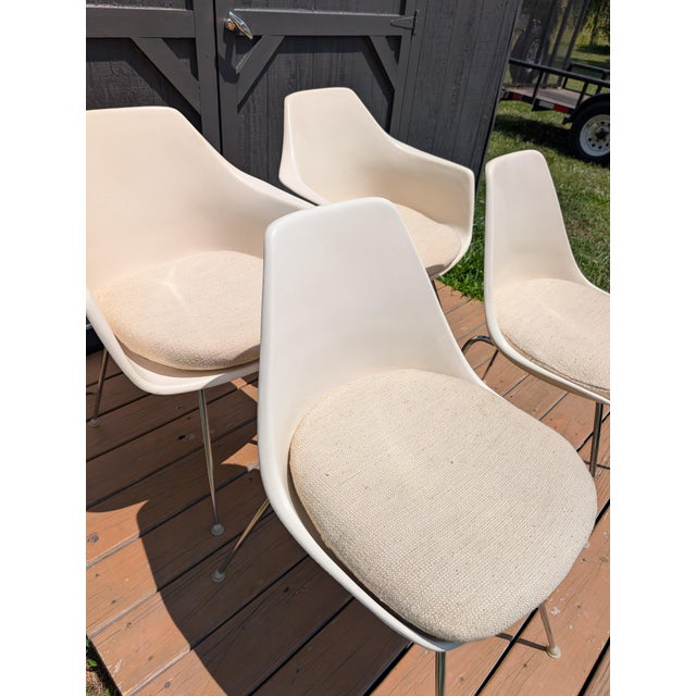 1950s Mid-Century Modern Burke, Inc. Fiberglass Dining Chairs - Set of 4 For Sale - Image 5 of 10