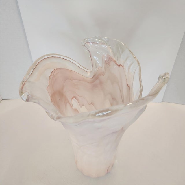 Add a touch of romantic Venetian elegance to your space with this stunning vintage Italian art glass vase. This hand-blown...