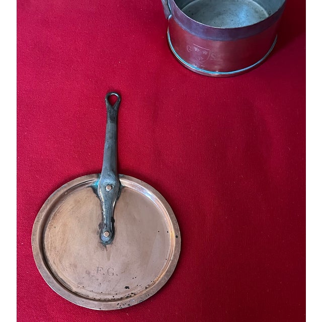 Antique 19th Century English Copper Estate Sauce Pan With Hand Engraved Crest For Sale - Image 14 of 15