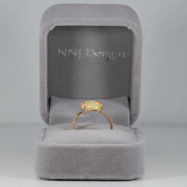 5.1Ct Ethiopian Opal Cabochon Ring With Natural Diamond Accents: Solid 14k Gold, Size 6.75 For Sale - Image 4 of 9