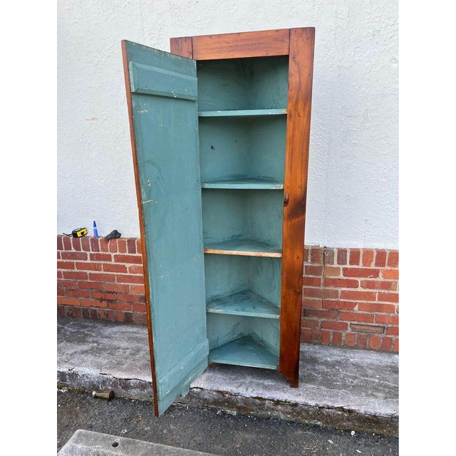 Antique Yellow Pine Corner Cabinet. 19th Century. Solid wood, Sturdy and rich wood grain Great for your farm house style...