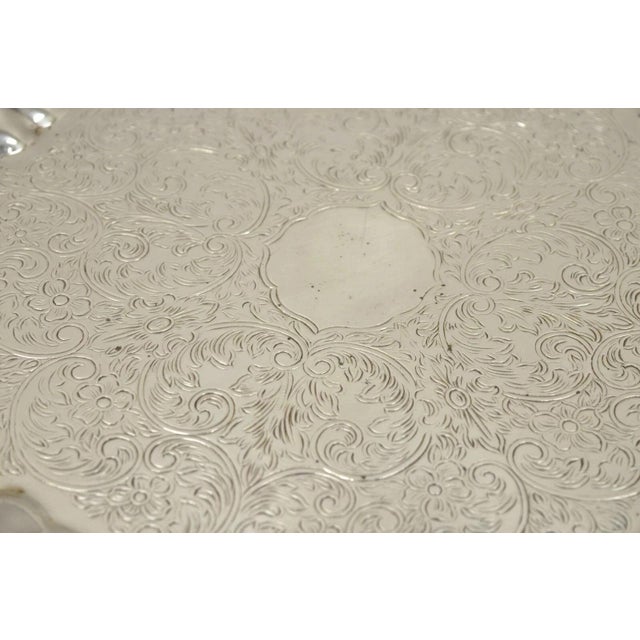 Victorian Mid 20th Century Victorian Ornate Silver Plated Twin Handle Scalloped Bar Serving Platter Tray For Sale - Image 3 of 9