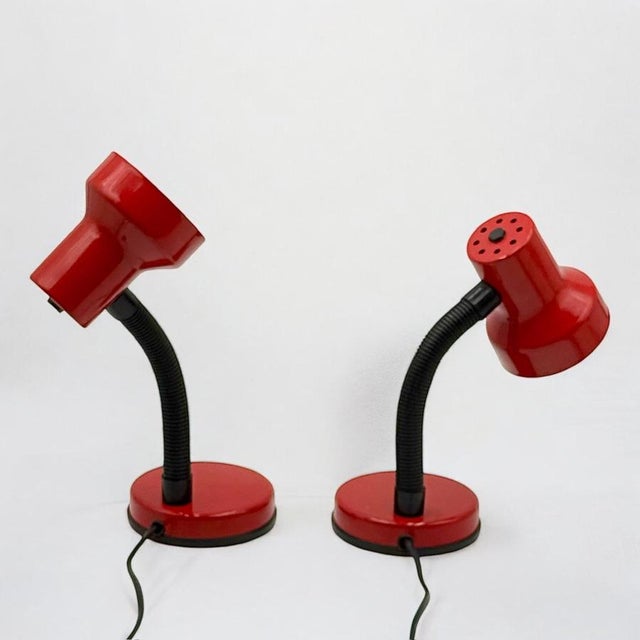 This pair of adjustable table lamps was produced by Brama Milano in Italy during the 1980s, combining functional design...