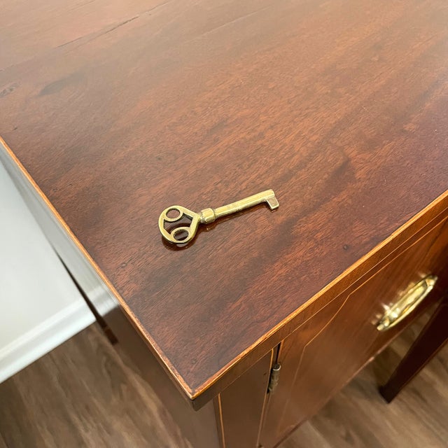 18th Century Hepplewhite Mahogany Sideboard For Sale - Image 11 of 12