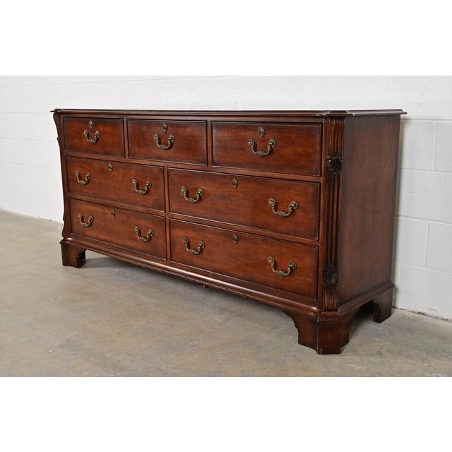 Henredon Henredon Georgian Carved Mahogany Seven-Drawer Dresser or Credenza For Sale - Image 4 of 13