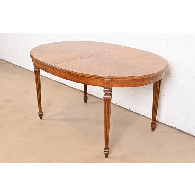 Wood Thomasville French Regency Louis XVI Walnut and Burl Wood Extension Dining Table, Circa 1960s For Sale - Image 7 of 12