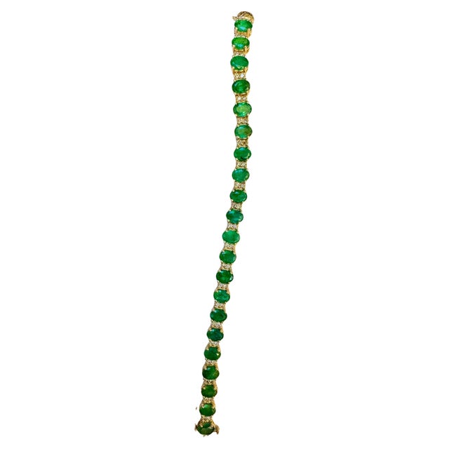 12 Carat Natural Emerald & 1 Carat Diamond Tennis Bracelet 14 Kt Yellow Gold For Sale - Image 17 of 18