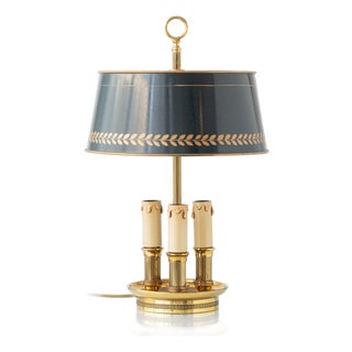 French Empire Brass Three-Light Bouillotte Lamp with Gilt Laurel Tôle Shade For Sale