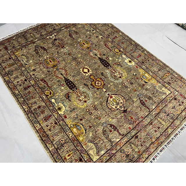Sultani Pineapple Floral Wool Rug in Gray and Burgundy, 4'10" X 6'5" For Sale - Image 4 of 15