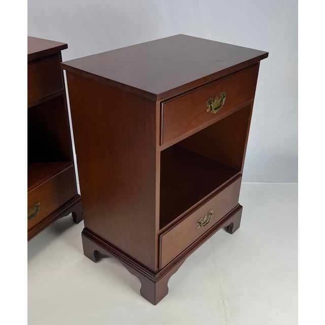 Vintage Chippendale Style Mahogany Open Cubby Nightstands - A Pair For Sale - Image 4 of 16