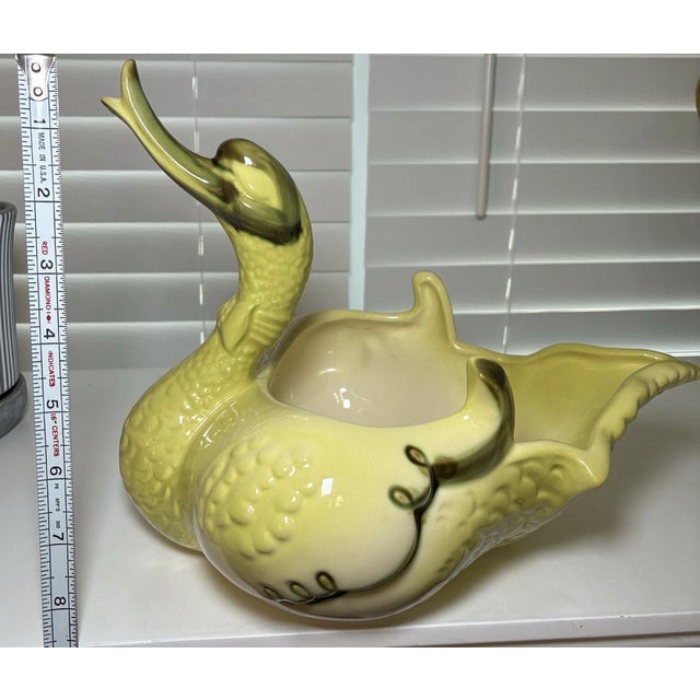 Ceramic Vintage Hull Usa #69 Pottery ~ Large & Small Swan Planter- Set of 2 For Sale - Image 7 of 10