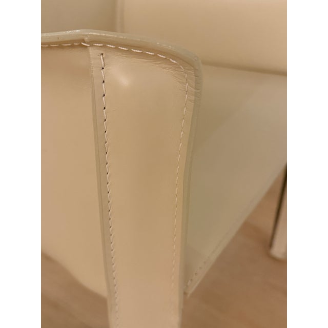 Cassina Cassina – Set of Six Leather Dining/Arm Chairs For Sale - Image 4 of 10