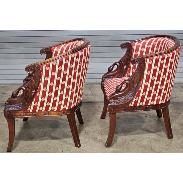 Wood Early 20th Century Pair of English Regency Mahogany Bergeres With Swan Head Carving Red Silk Fabric For Sale - Image 7 of 12