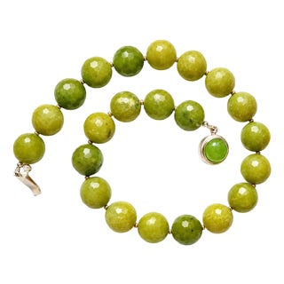 Natural Olive Jade Beaded Necklace With Jade Clasp For Sale
