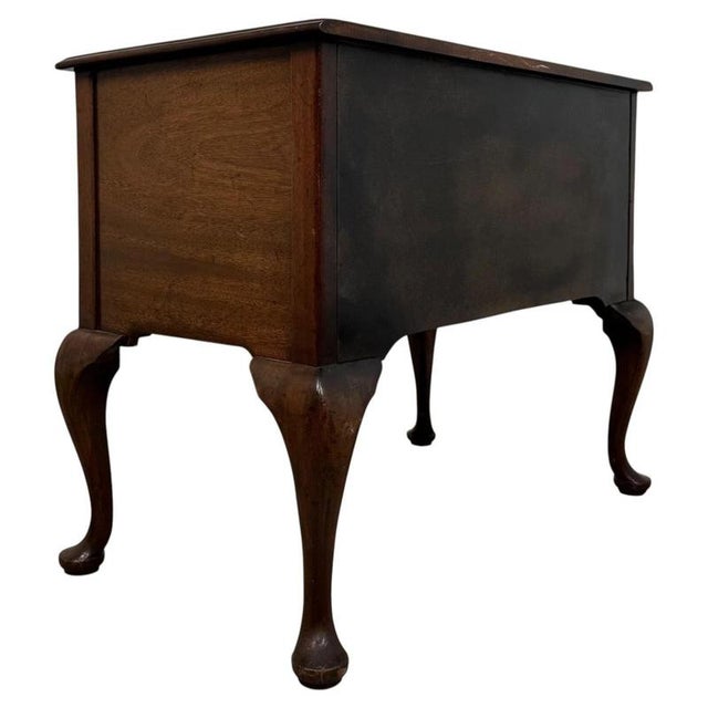 Antique English Mahogany Side Table, 1900s For Sale - Image 9 of 12