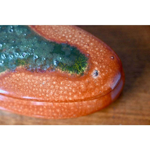 1920s Art Nouveau Glazed Ceramic Ring Holder in Orange and Green by Léon Pointu, 1920s For Sale - Image 5 of 12