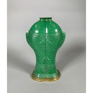 Monochrome Green Vase with Adjoining Carp, Kangxi period (1662-1722) For Sale