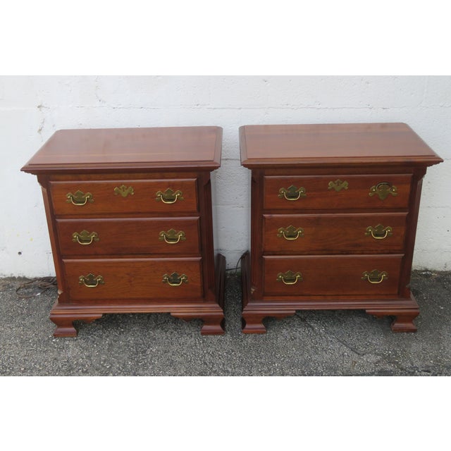 Colonial Furniture Nightstands End Side Bedside Tables a Pair 5607 For Sale - Image 17 of 18