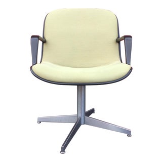Steelcase Mid-Century Modern Swivel Desk Chair For Sale