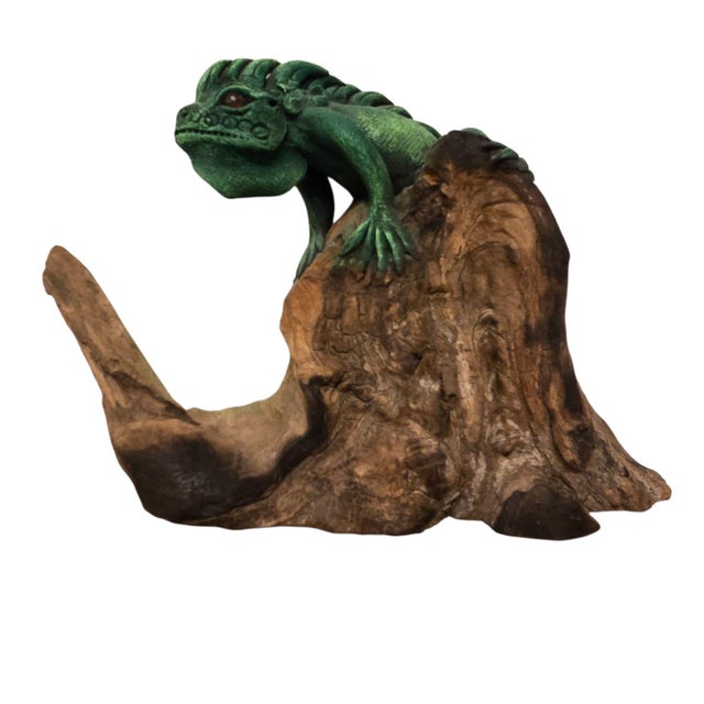 Green Iguana Lizard Sculpture Wood Hand Sculpted Reptile Home Decor Collectible For Sale - Image 9 of 18