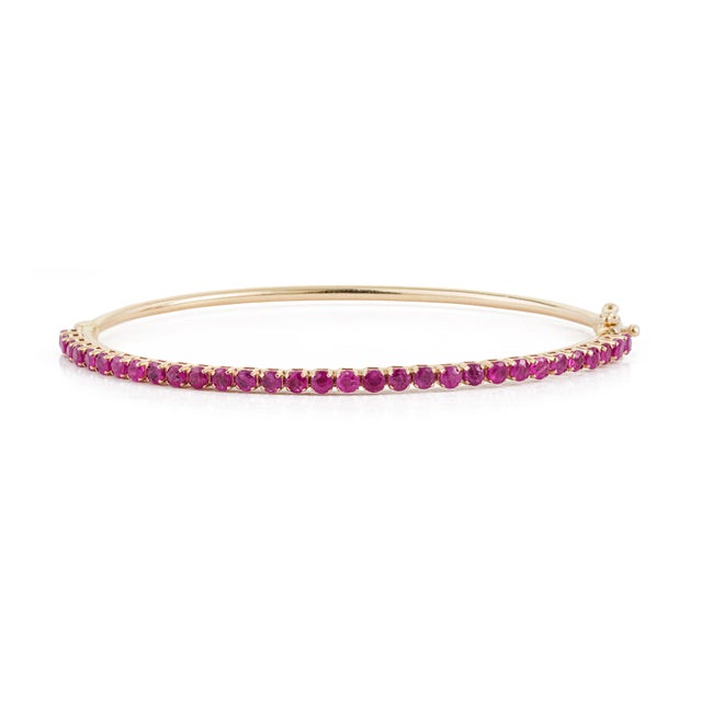 VR Jewels Classic 2.43ct Natural Round Cut Ruby Art Deco Bangle by VRJewels in 14k Yellow Gold For Sale - Image 4 of 17