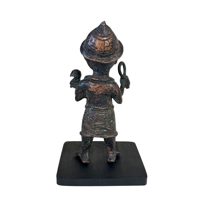 African Vintage Benin Bronze Oba King Soldier Nigeria African 6.75 " H For Sale - Image 3 of 6