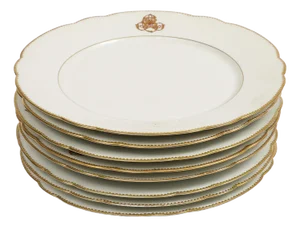 Set of 7 French Porcelain Charles Pillivuyt & Cie Dinner Plates
