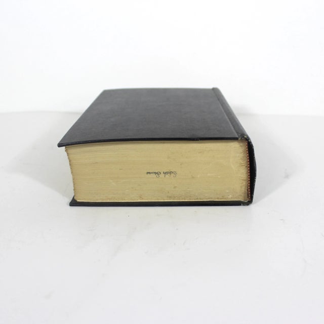 1972 Amy Vanderbilt’s Etiquette the Guide to Gracious Living Hard Cover Book Hardcover For Sale - Image 6 of 11