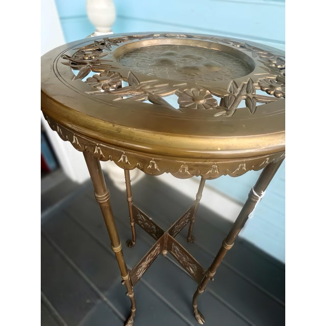 Traditional 19th Century Brass Pedestal Table With Deer Feet For Sale - Image 3 of 9