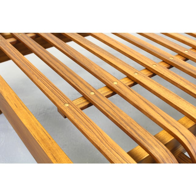 Chaise Lounge by Le Corbusier for Cassina, 2010s For Sale - Image 6 of 9