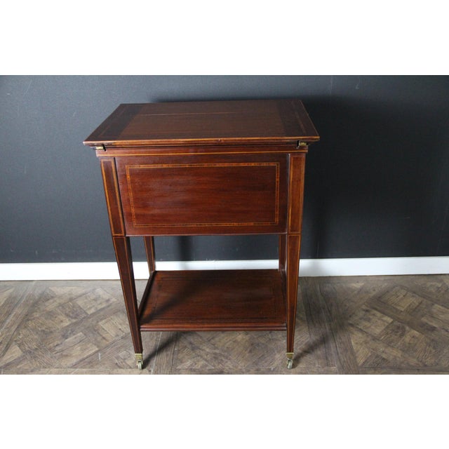Art Deco Maple Automatic Apartment Bar with Crystal Decanters from Baccarat, 1920s, Set of 17 For Sale - Image 3 of 18