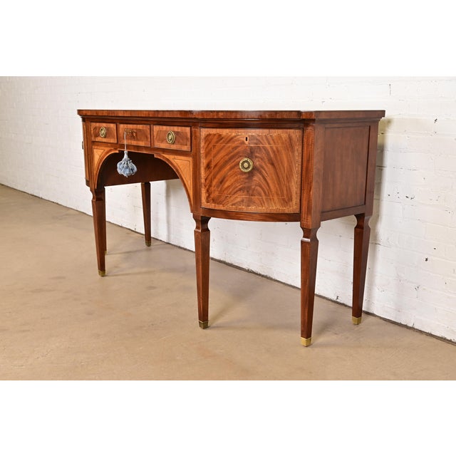Hepplewhite Baker Furniture Stately Homes Sheraton Bow Front Inlaid Mahogany Sideboard For Sale - Image 3 of 15