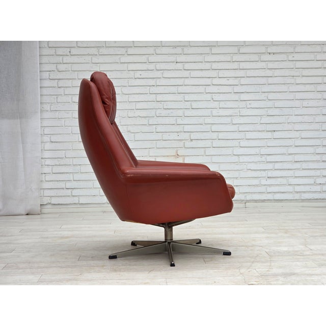 Danish Swivel Armchair in Furniture Leather by H.W. Klein for Bramin, 1970s For Sale - Image 9 of 18