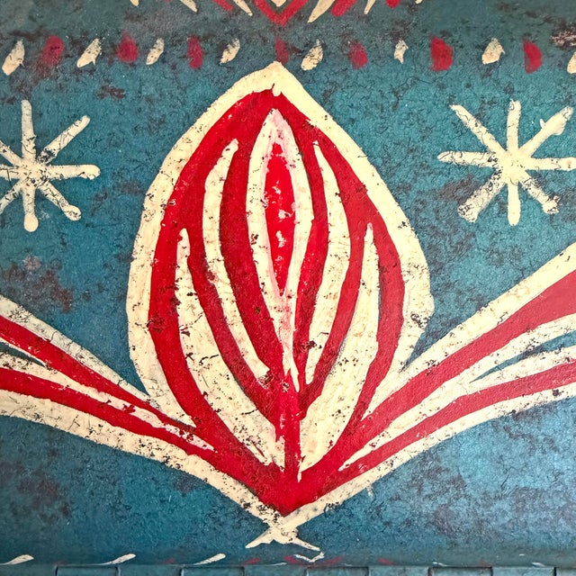 Vintage American Folk Art Toolbox For Sale - Image 18 of 18