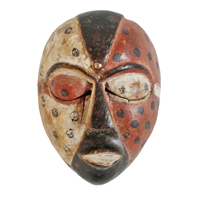 Vintage Kuba Dot Mask For Sale