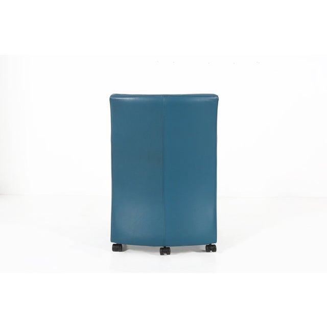 Vintage Lounge Chair in Blue Leather from Leolux, 1990s For Sale - Image 13 of 16