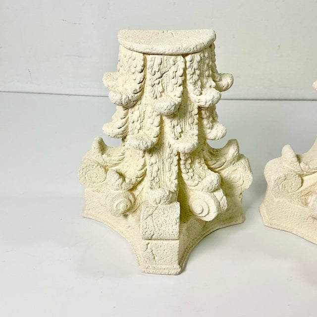 Traditional 1988 Vintage Italian Corinthian Roman Empire Architectural Plaster Bookends - A Pair. For Sale - Image 3 of 16
