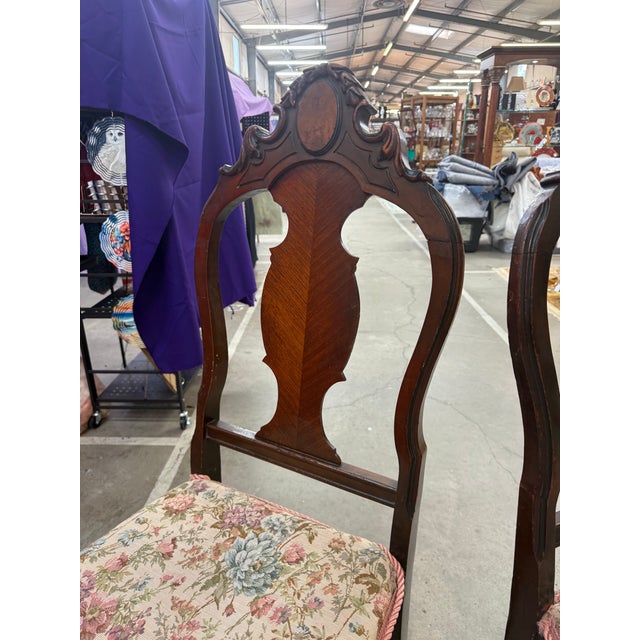 1920s Queen Ann Style Hand Carved European English Tudor Style Dining Side Chair Pair For Sale - Image 9 of 10