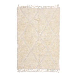 Premium Hand-Knotted Moroccan Wool Rug | 10'5" X 6'11" | One of a Kind For Sale