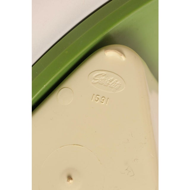 Vintage Sterilite Four Piece Canister Set With Lazy Susan Base in Cream and Green Plastic With Butterfly Motif For Sale - Image 17 of 17