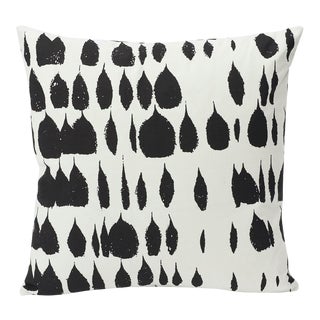 Schumacher Queen of Spain 20" Pillow in Black For Sale