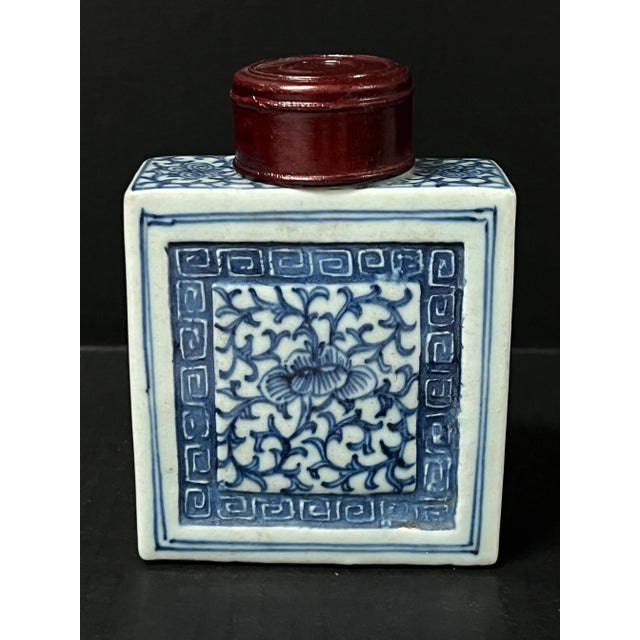 19th Century Chinese Art Porcelain Blue and White Tea Caddy with Wooden Cover ITEM NAME: Chinese Art Porcelain Blue and...